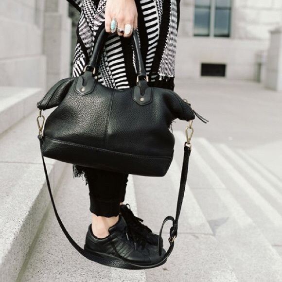 Madewell Handbags - Madewell black Berliner leather satchel